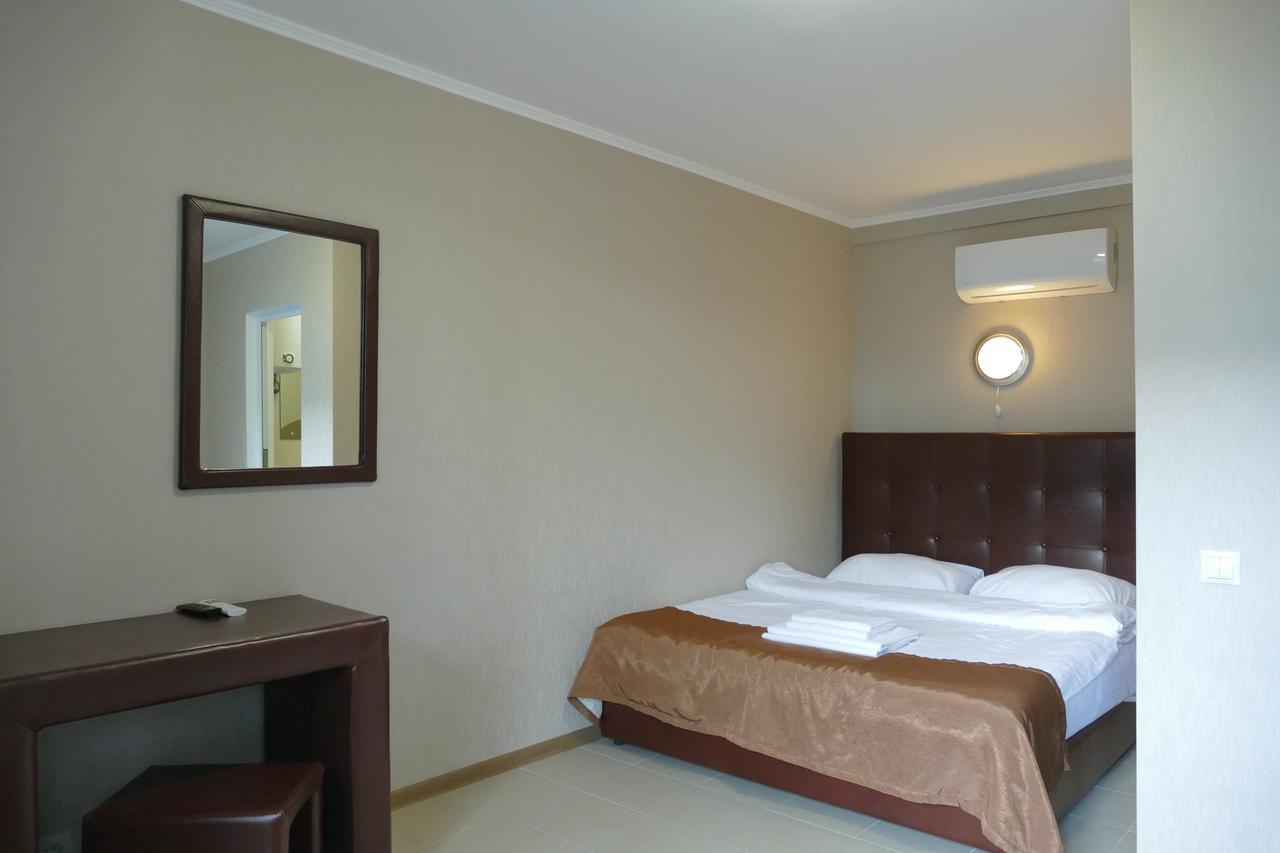 Astoria Comfort Hotel New Athos Exterior photo
